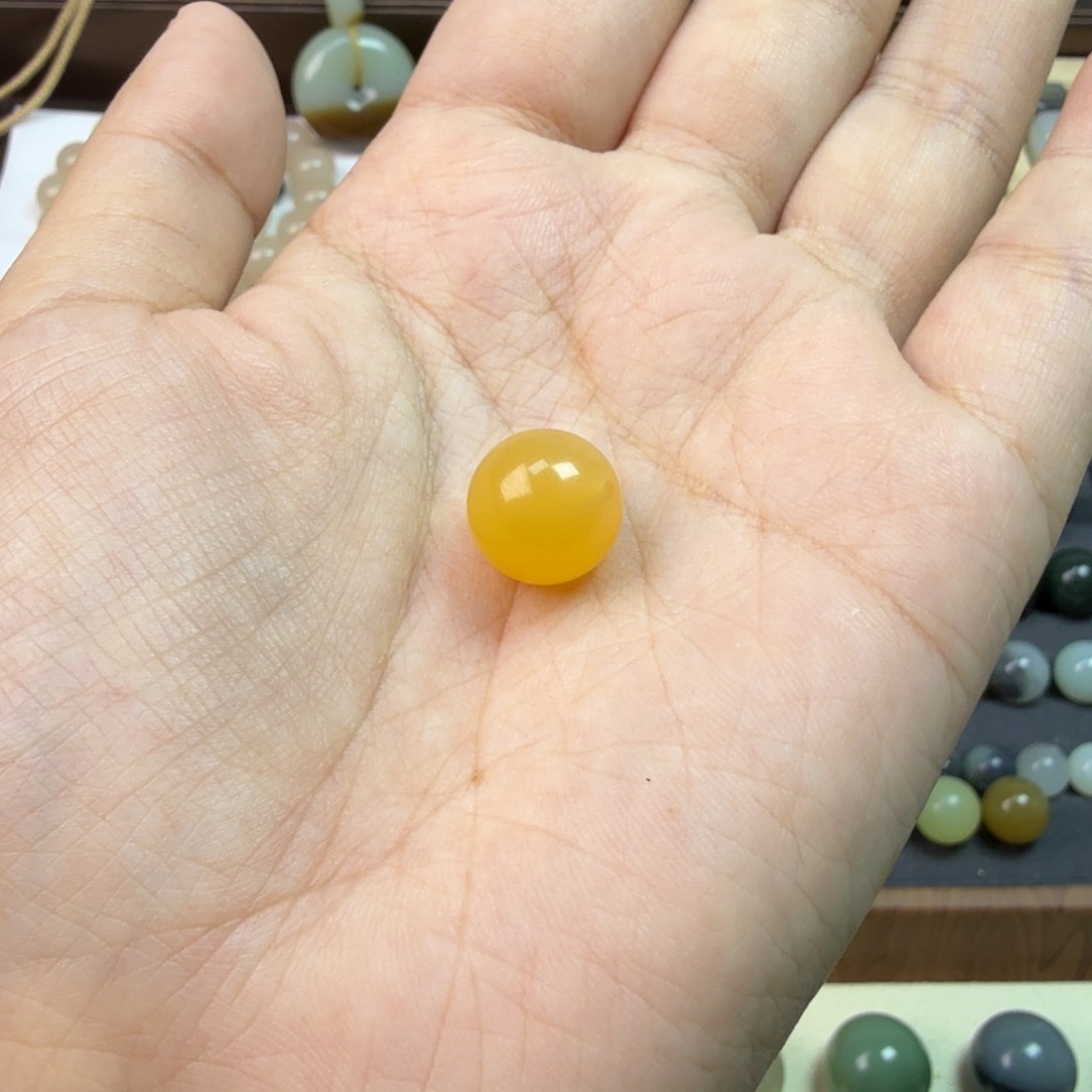 一***慧石英质玉未镶嵌珠宝半成品卡12单珠