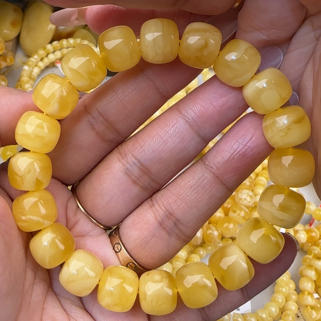 蜜蜡未镶嵌手链妖白花老型手串