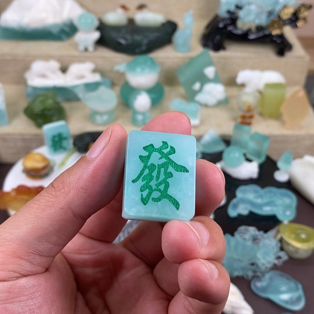 合金蛇纹石玉颈饰三***车