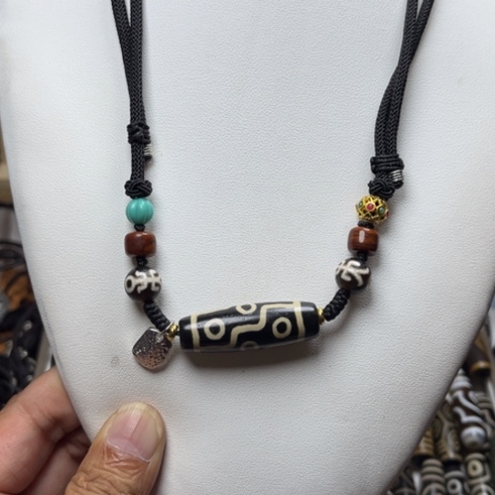 玛瑙/玉髓颈饰未镶嵌过****.