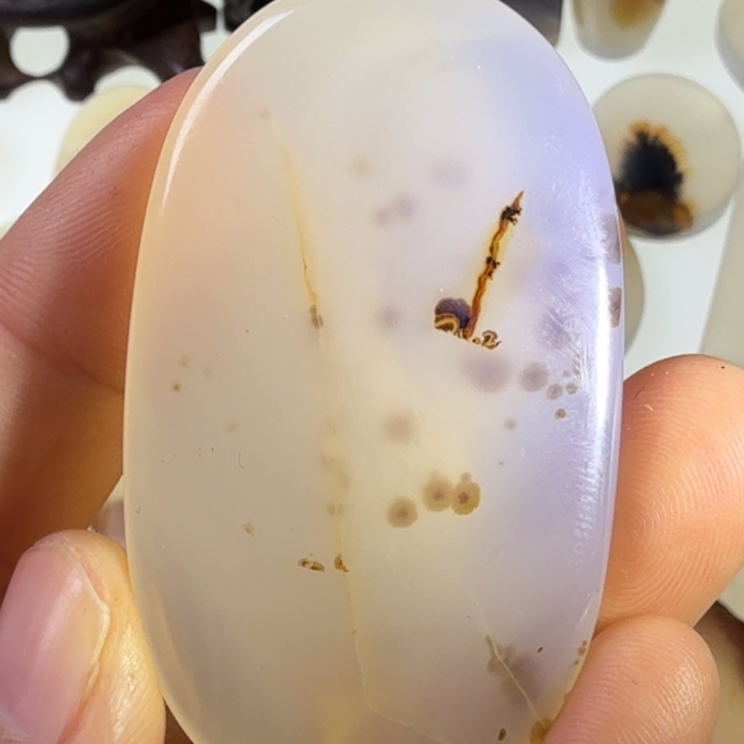 玛瑙/玉髓未镶嵌珠宝半成品