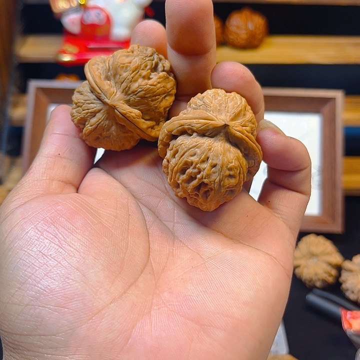 文玩核桃吊坠卡****元宝42