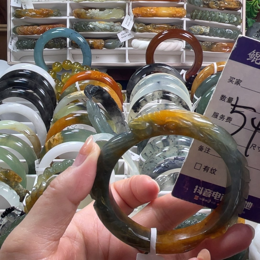 未镶嵌蛇纹石玉手镯