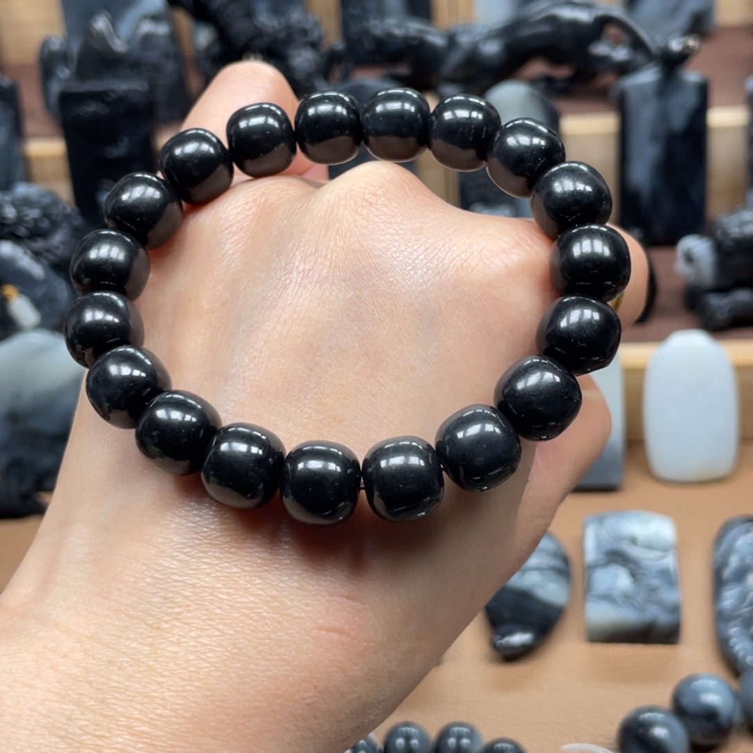 和田玉手串未镶嵌