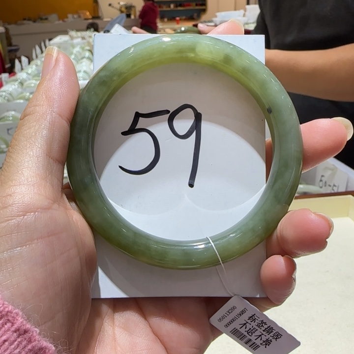 和田玉未镶嵌手镯051