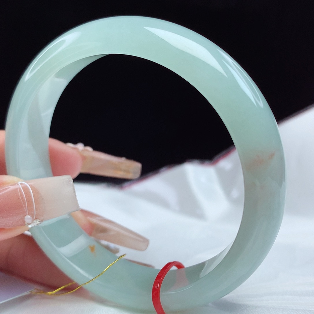 翡翠手镯未镶嵌56圈0677