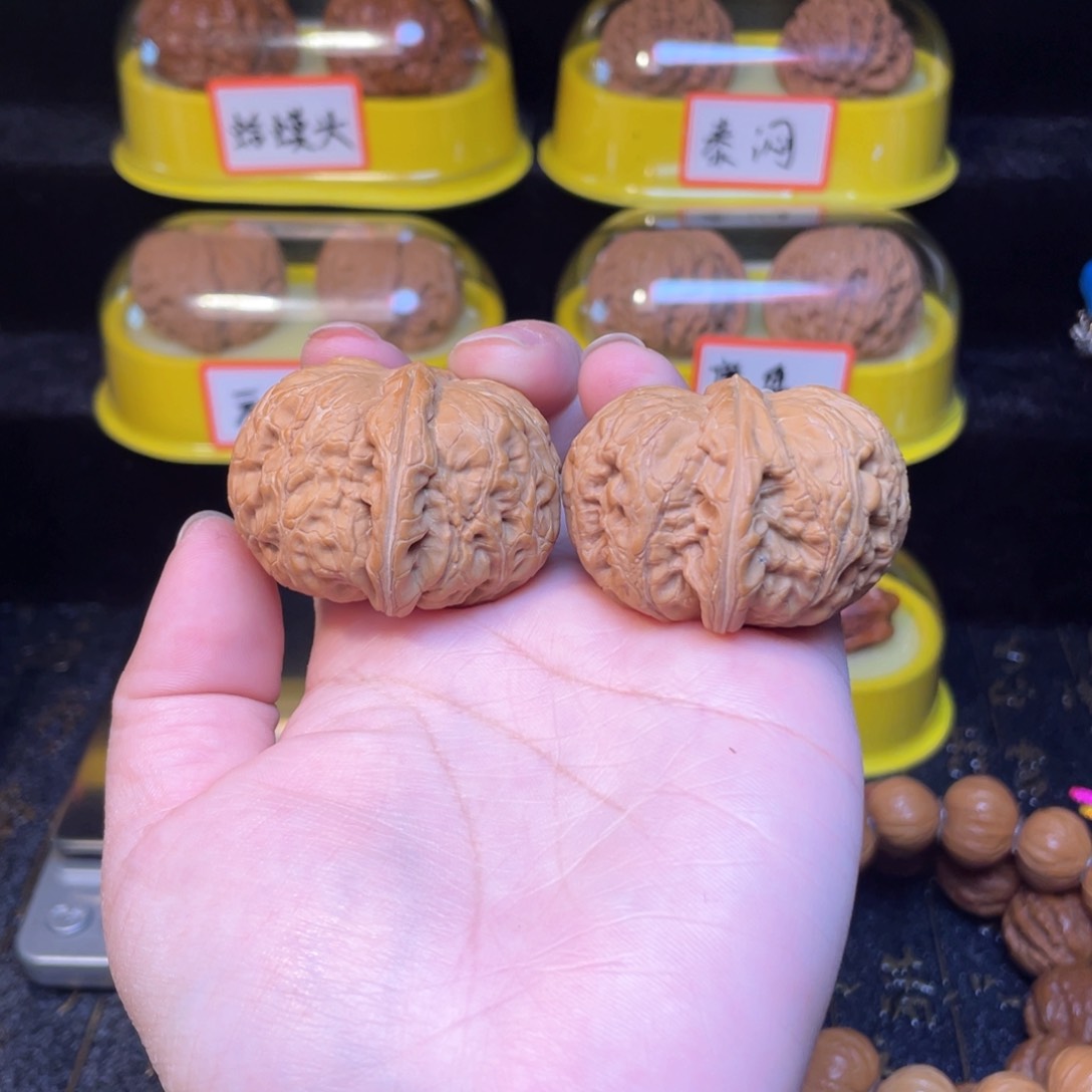 文玩核桃把件元宝43尺