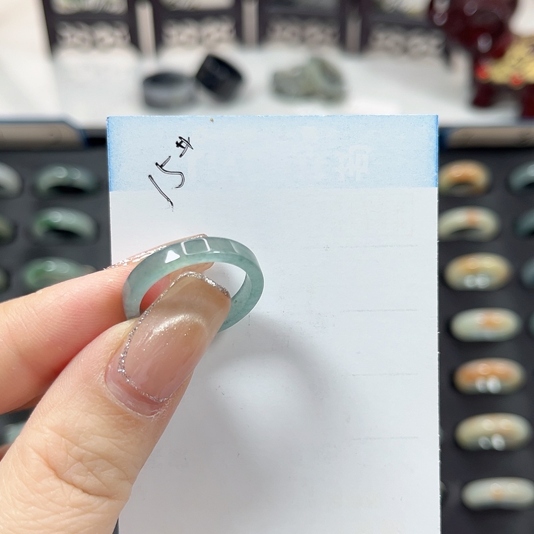 未镶嵌戒指翡翠翡翠戒圈