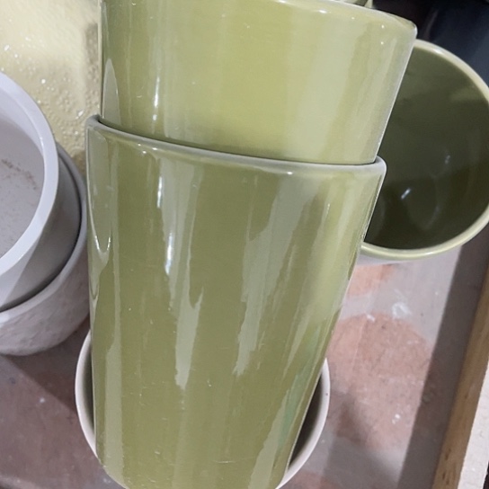 多肉绿植陶瓷花盆9.9包邮，有孔，微瑕