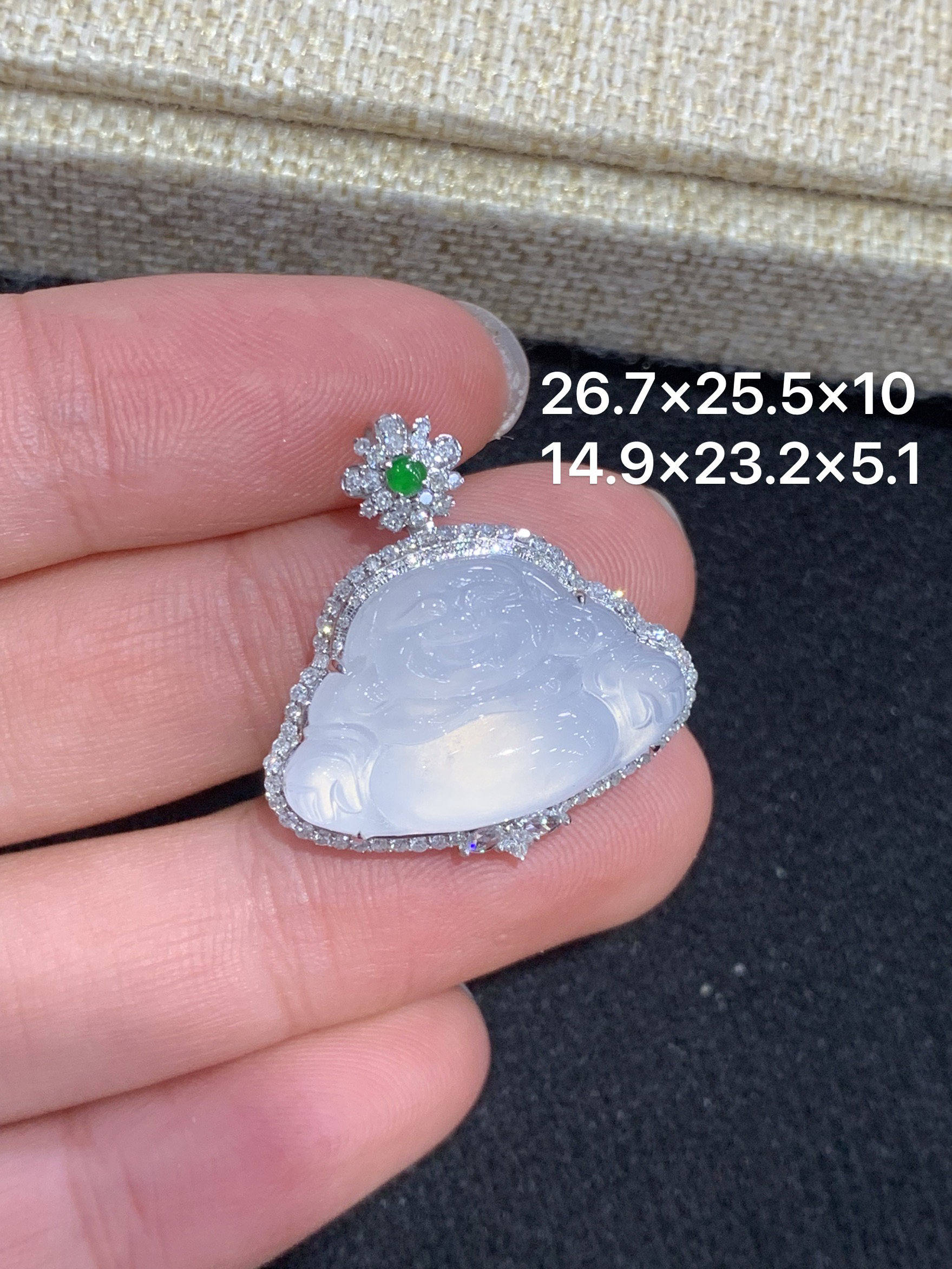 18K金镶嵌天然缅甸翡翠冰种佛公吊坠