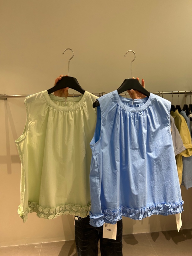 08211 衣长60 简约时尚百搭女上衣