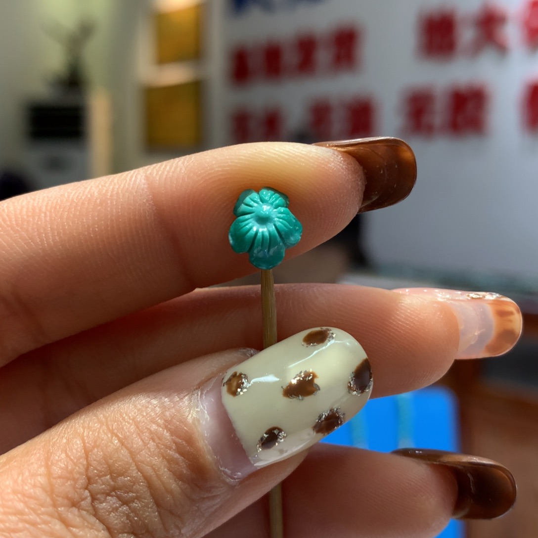 绿松石配饰未镶嵌