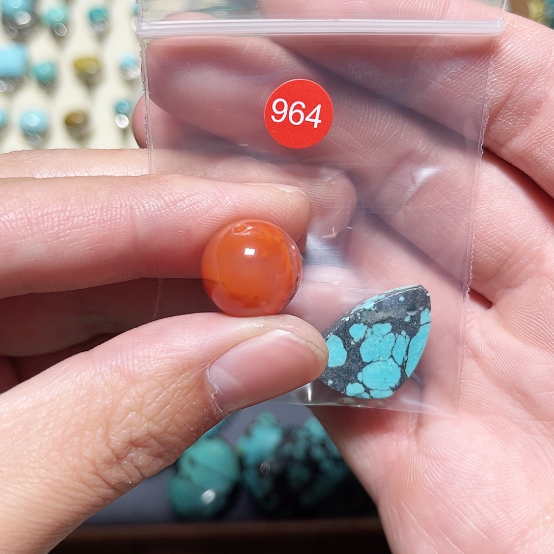 幸***星玛瑙/玉髓未镶嵌圆珠桶珠老型手串！！