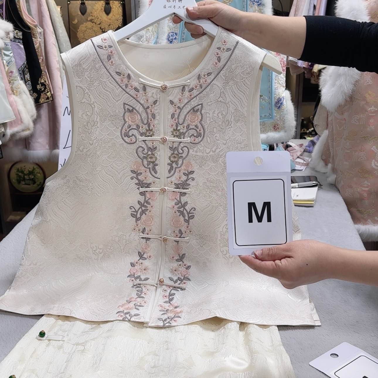 【闪购商品】瓷片切**念非遗传承的重要载体之一就是