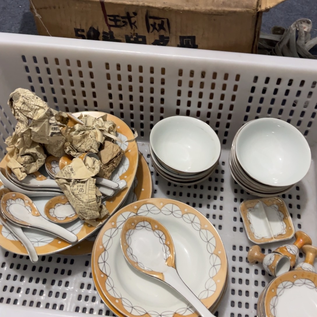 其他陶瓷哈哈哈哈哈哈哈哈