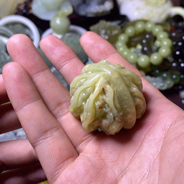 岫玉岫玉颈饰未镶嵌