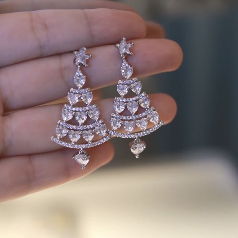 铜合金耳饰 H425爆闪!锆石圣诞树耳饰无耳洞蚊香盘耳夹圣诞耳环