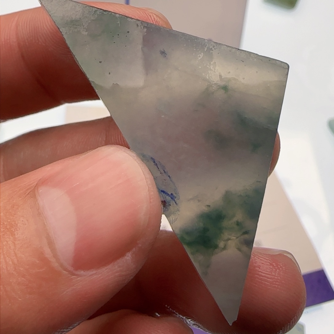 翡翠挂件未镶嵌麻*