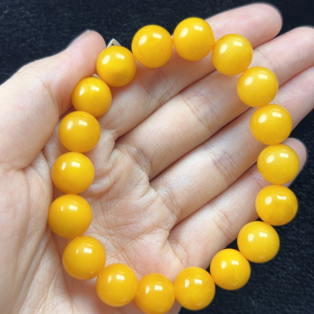 未镶嵌琥珀珠宝奇石