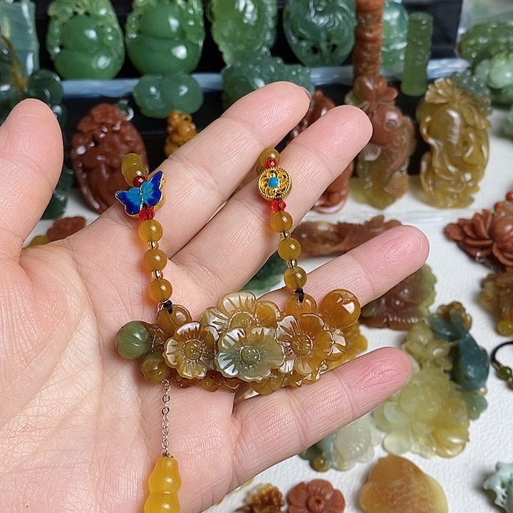 未镶嵌蛇纹石玉颈饰