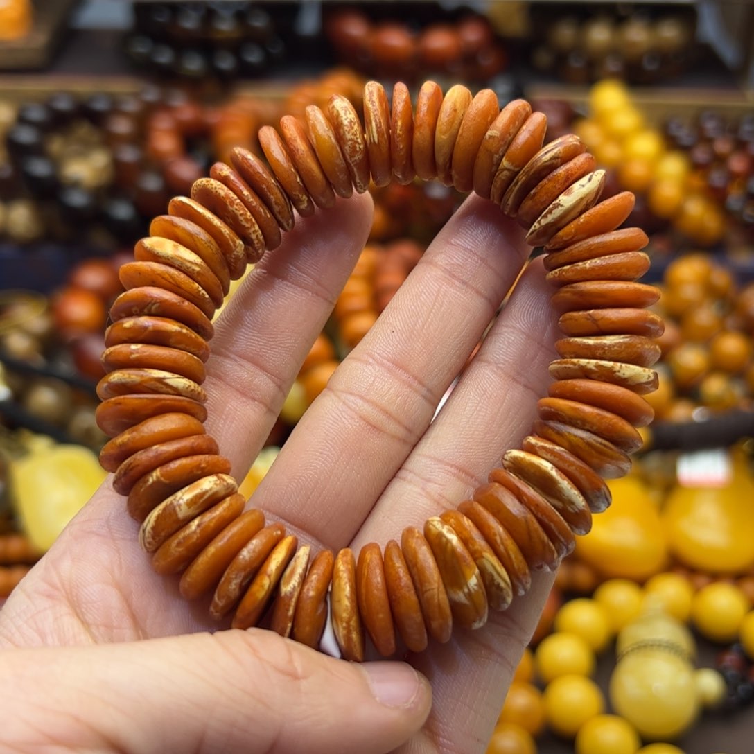 琥珀珠宝奇石未镶嵌