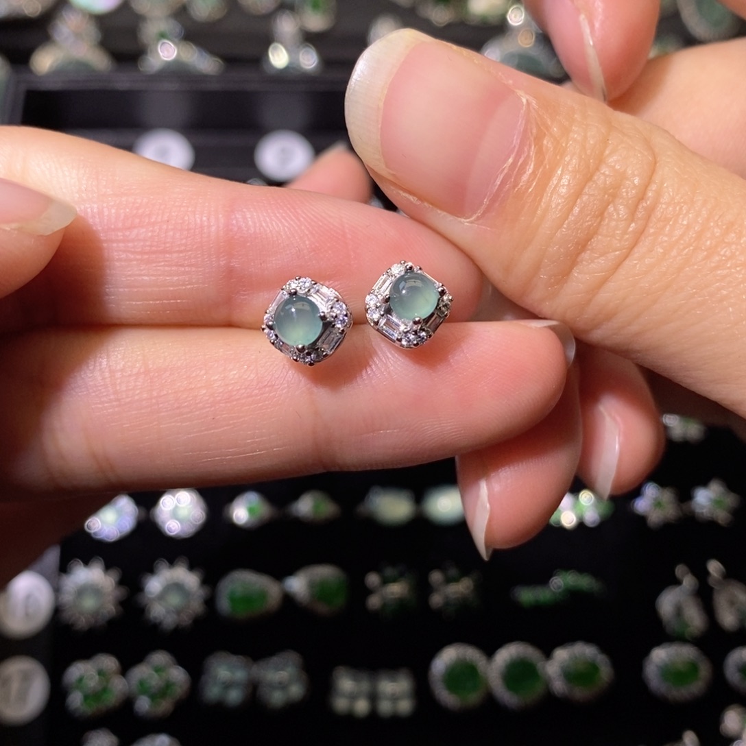 翡翠未镶嵌颈饰天然