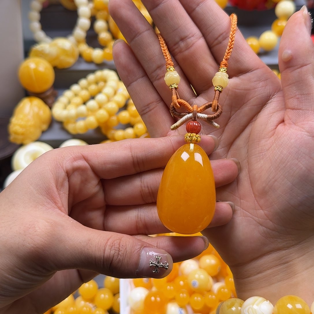 蜜蜡珠宝奇石未镶嵌水滴