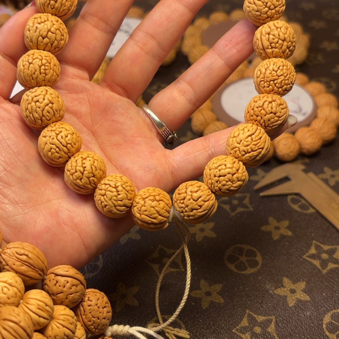 拒***绝手串桃核铁扇桃核18