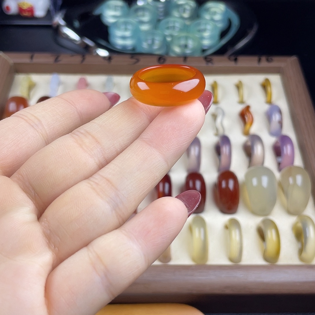 玛瑙/玉髓合金戒指港18直径18.5不退换A07