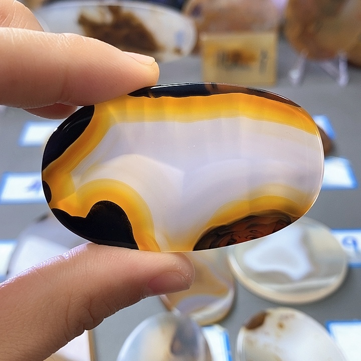 玛瑙/玉髓未镶嵌珠宝半成品