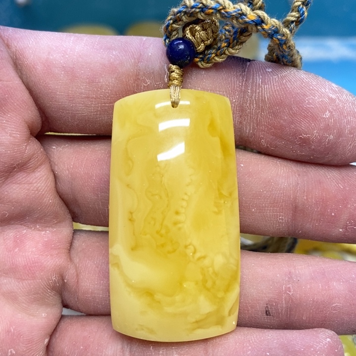 蜜蜡裸石未镶嵌吊坠