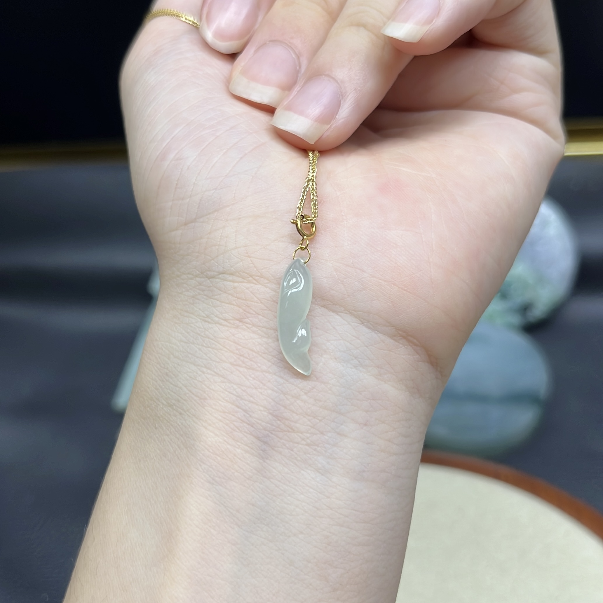 天然缅甸翡翠A货 海豚吊坠小精品手链坠镶18k金扣小滴溜项链坠