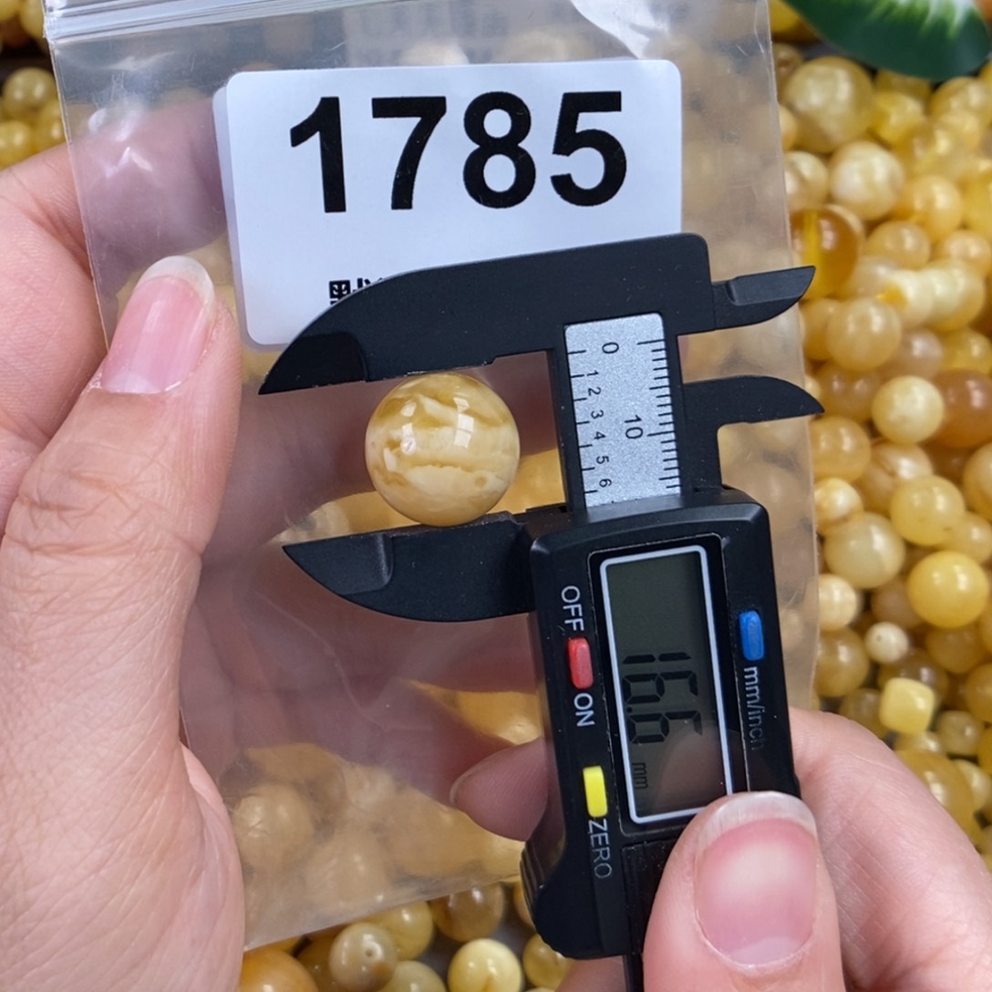 未镶嵌蜜蜡珠宝奇石