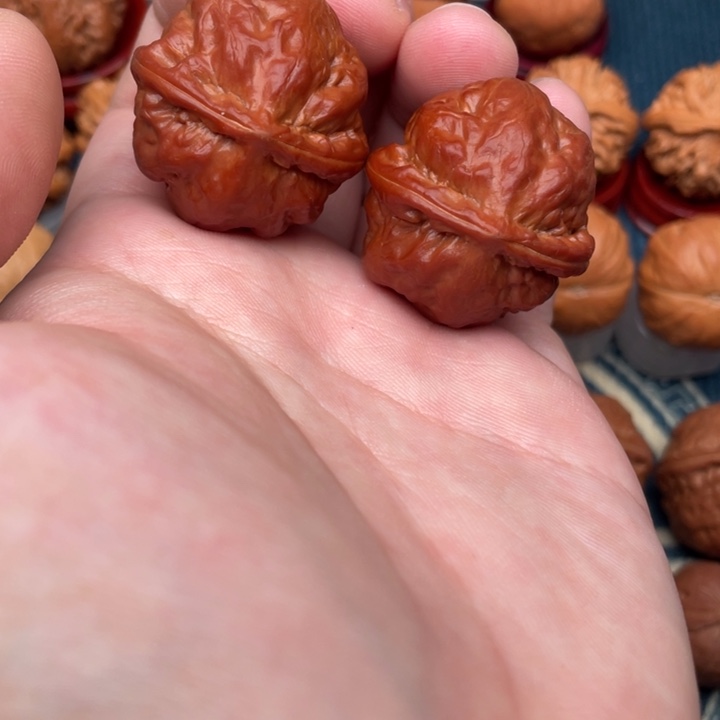 把件文玩核桃肉龙