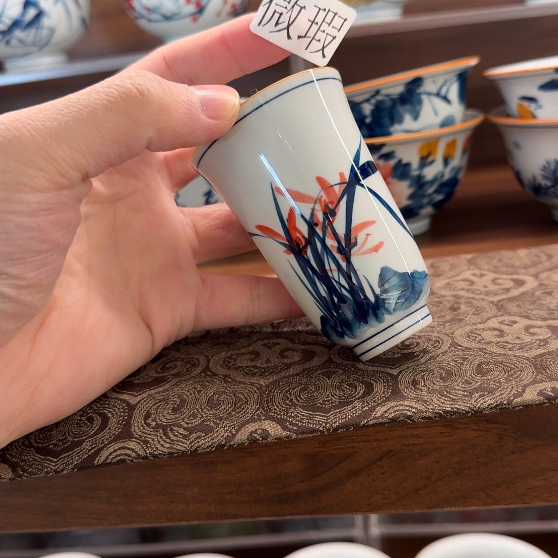 釉下手绘茶具微瑕