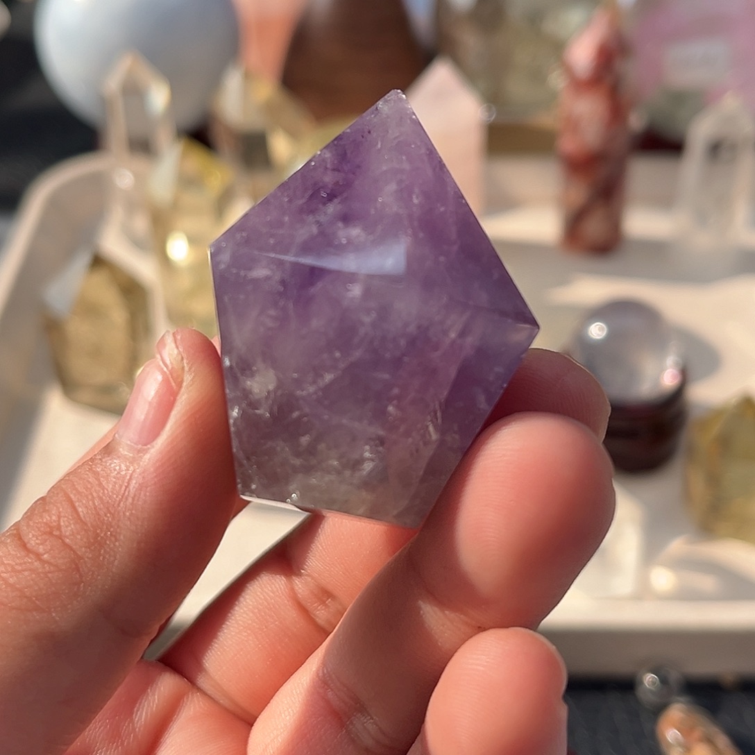 水晶未镶嵌珠宝半成品150 紫水晶柱子