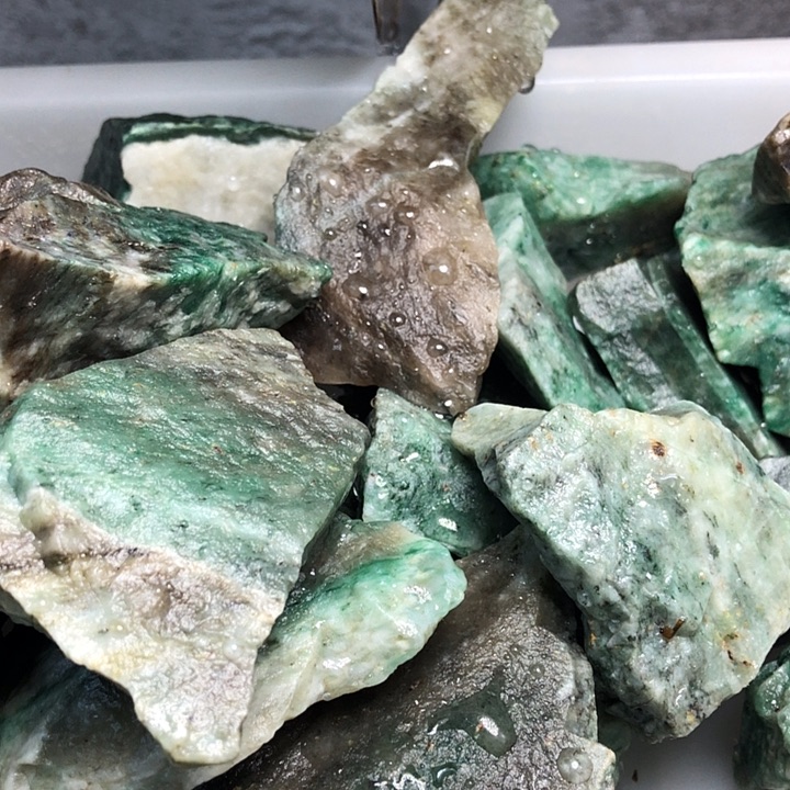 独山玉珠宝奇石合金