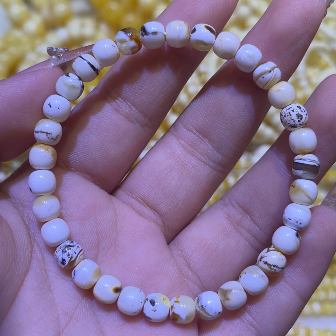 手绳琥珀未镶嵌6m