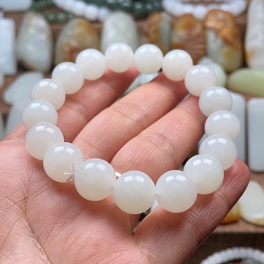 和田玉手串未镶嵌