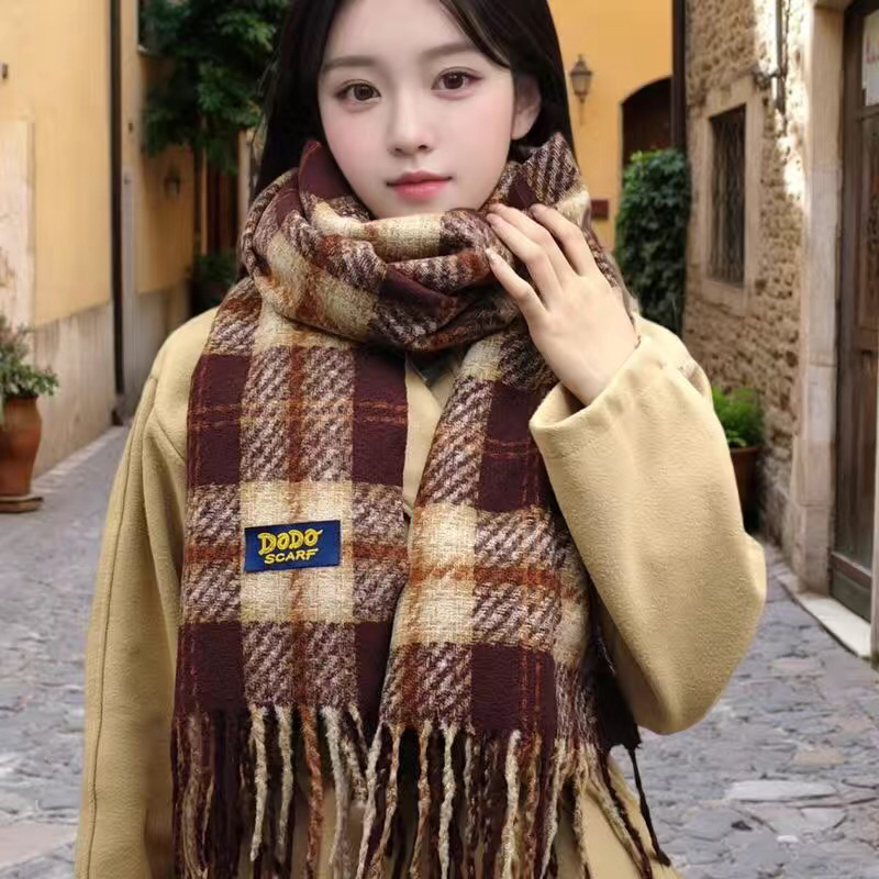 韩系氛围感围巾女冬季保暖柔软格子学院风围脖披肩学生格纹可爱