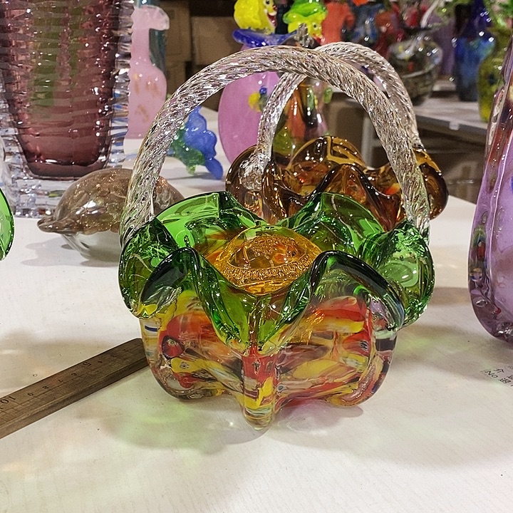 花篮高17厘米口径12厘米