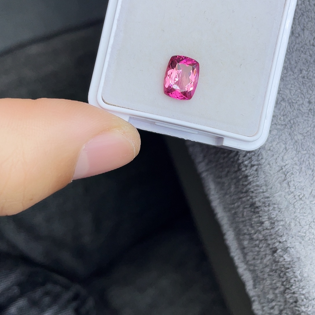 未镶嵌裸石碧玺2.106Ct