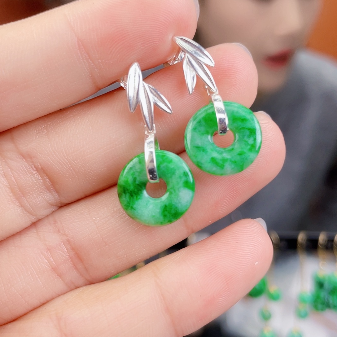 翡翠未镶嵌耳饰饰品