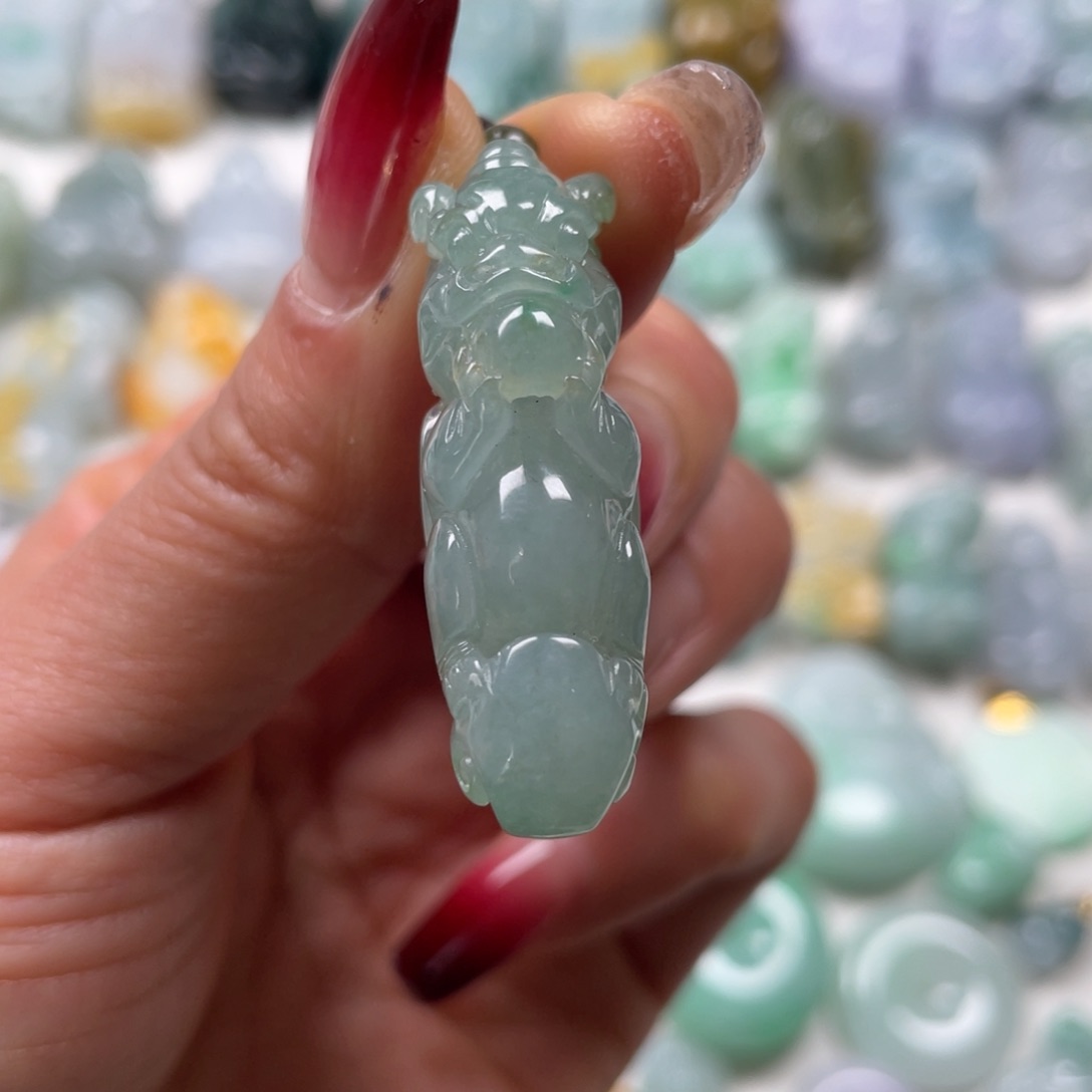 翡翠吊坠(赠链)18K金镶嵌