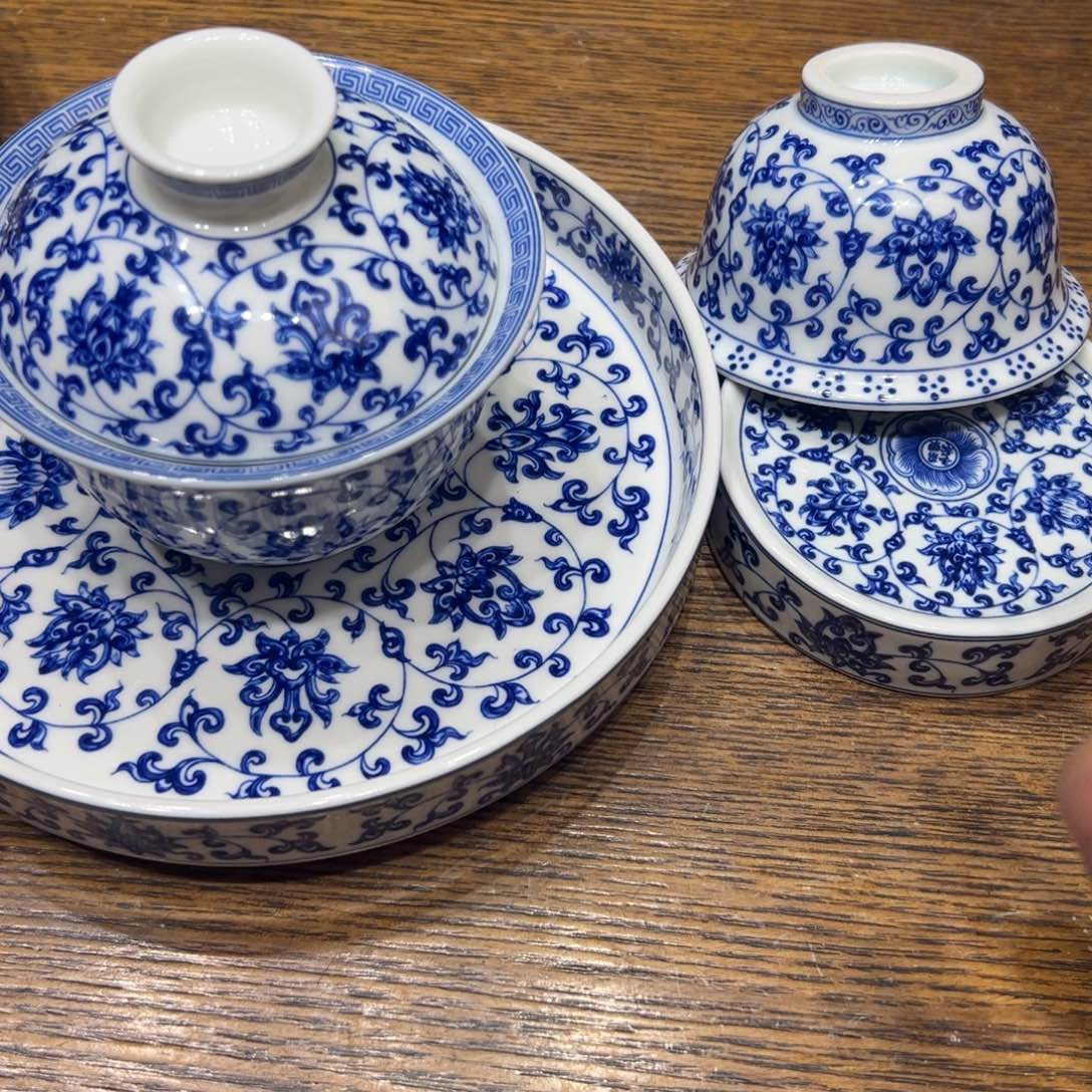 景德镇瓷器精品陈列展品