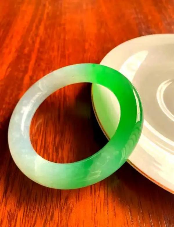 缅风时尚手镯春夏穿搭搭配