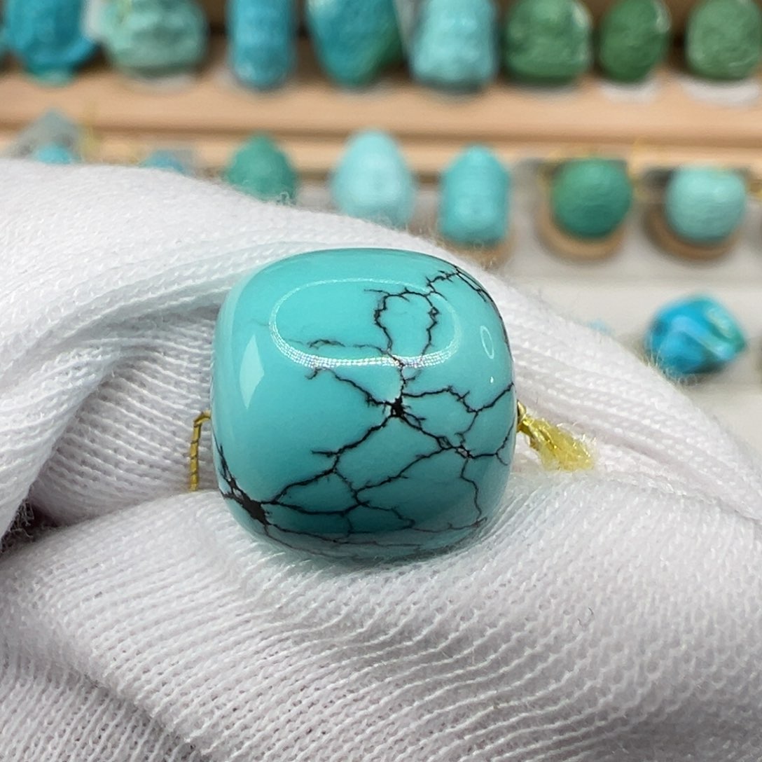 绿松石配饰未镶嵌