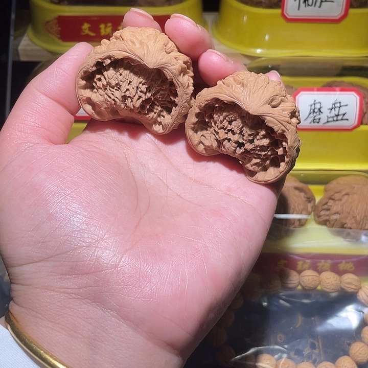 文玩核桃把件蛇头