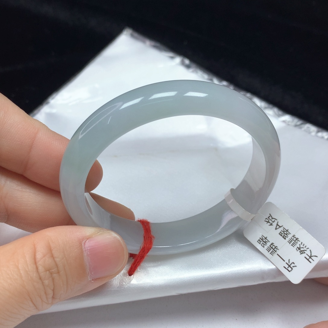 翡翠手镯（贵妃镯）未镶嵌55