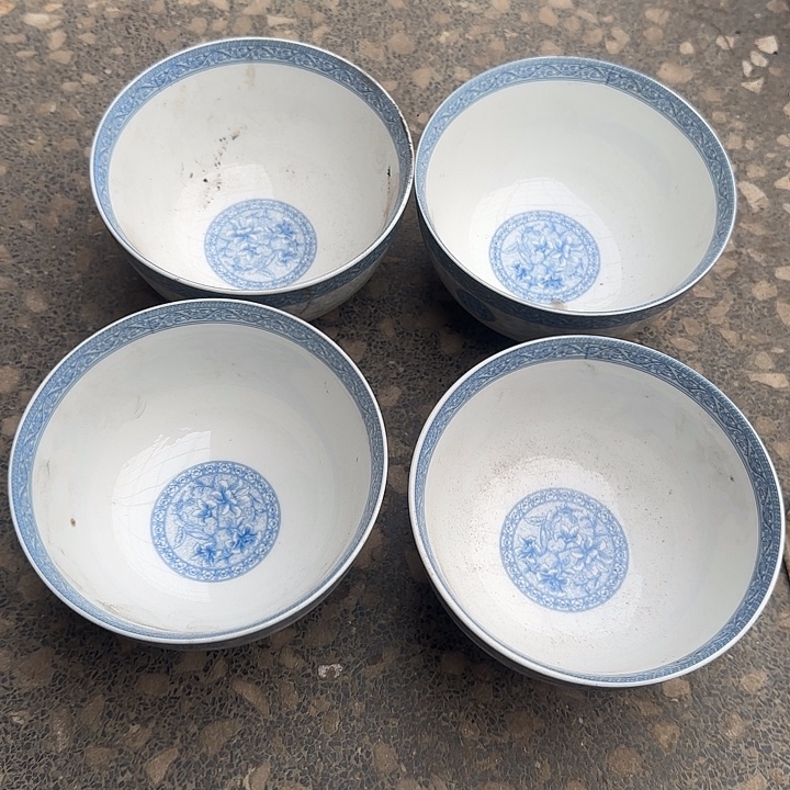 瓷片陶瓷盘子碗啥都有